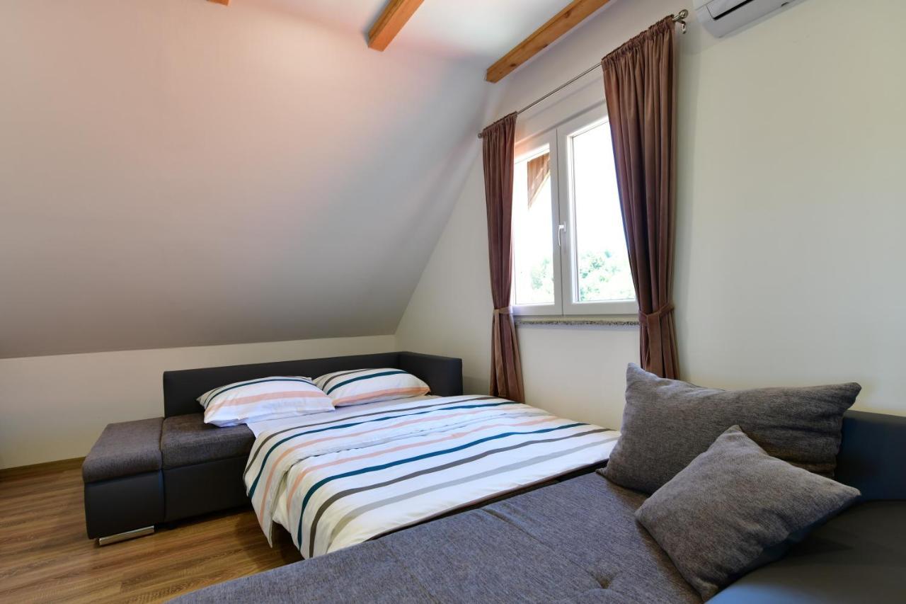 Apartman Vito Saborsko Buitenkant foto